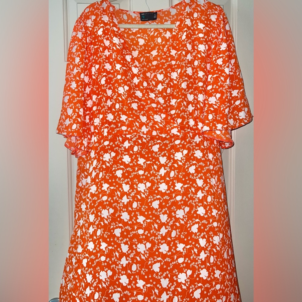 ASOS Curve Orange and White Floral Dress - Picture 5 of 8